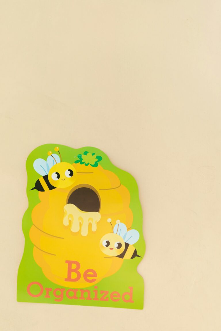 7 Tips for Hosting a Bee Workshop That Engages All Experience Levels
