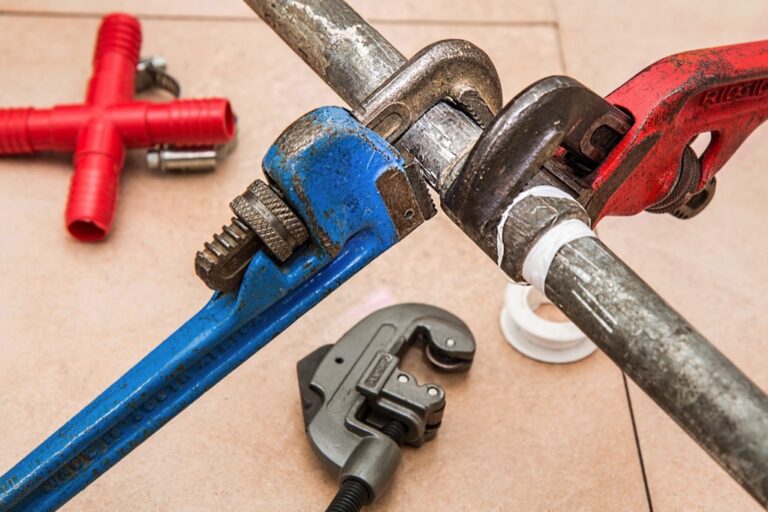 7 Best Maintenance Tools for Electric Fencing That Prevent Common Issues
