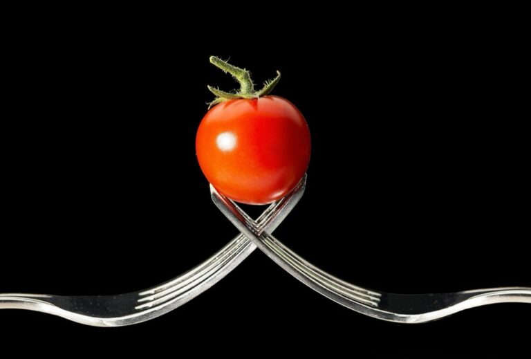 7 Best Eco-Friendly Pesticides for Tomato Crops That Garden Experts Swear By