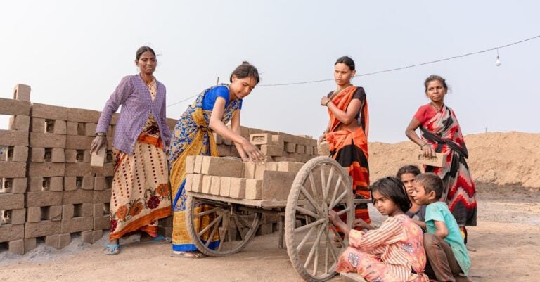 7 Successful Cooperative Farming Models That Strengthen Communities