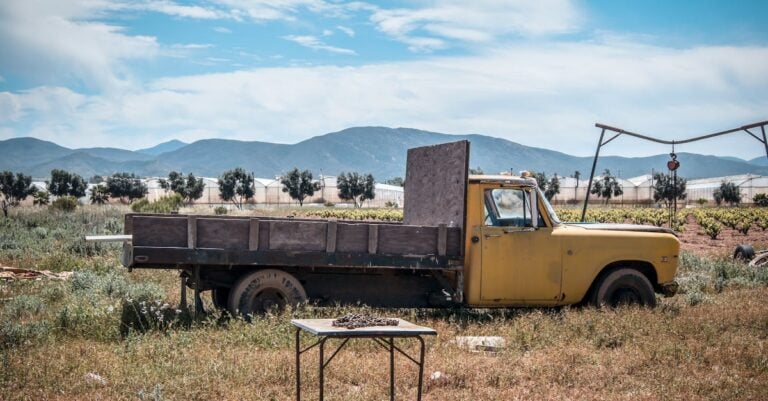 7 Ideas for Repurposing Old Farm Equipment That Preserve Rural Heritage