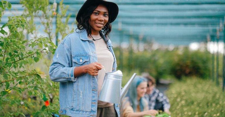 7 Best Practices for Hobby Farm Stands That Build Community