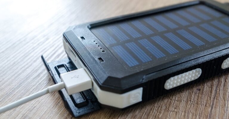 7 Best Solar Fence Charger Batteries for Extended Use That Weather Any Storm