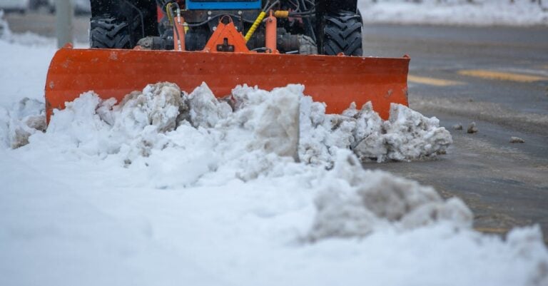 7 Best Snow Plow Attachments for UTV in Deep Drifts That Save Your Back
