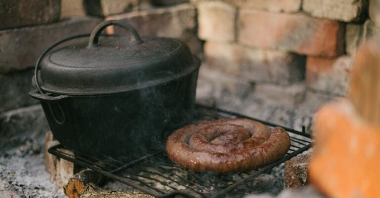 5 Best Cast Iron Dutch Ovens for Wood Stove Cooking That Last