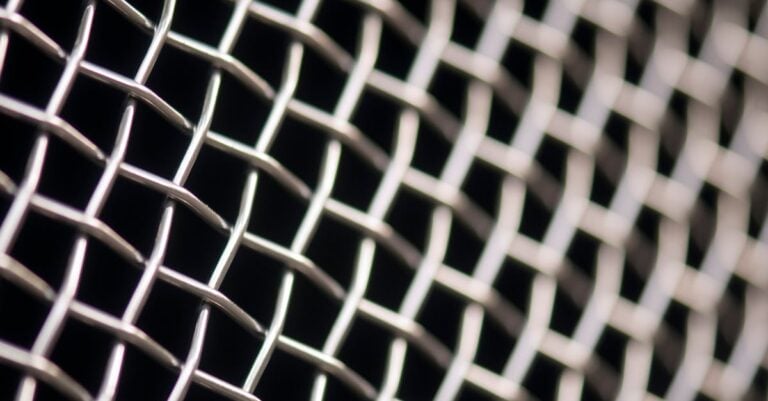 7 Best Woven Wire Fence Chargers for Predator Control That Work